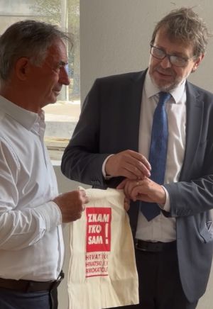 Predsjednik SDSS-a i SNV-a Milorad Pupovac podržao  kampanju HNV-a „Znam tko sam!“