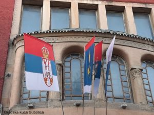 Na praznik Hrvata u Srbiji, ni jedna zastava hrvatske zajednice na zgradama tijela vlasti u Subotici
