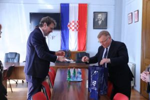 Član Predsjedništva Hrvatske demokratske zajednice Željko Turk  posjetio Demokratski savez Hrvata u Vojvodini