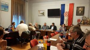 Jednoglasna podrška stavovima i djelovanju predsjednika DSHV-a